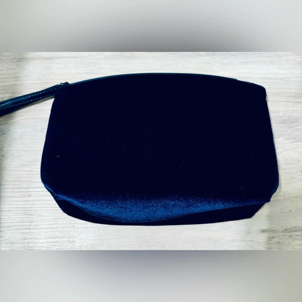 Lancome Paris Women's Blue Velvet Zip Up Cosmetic Bag 10”x 7